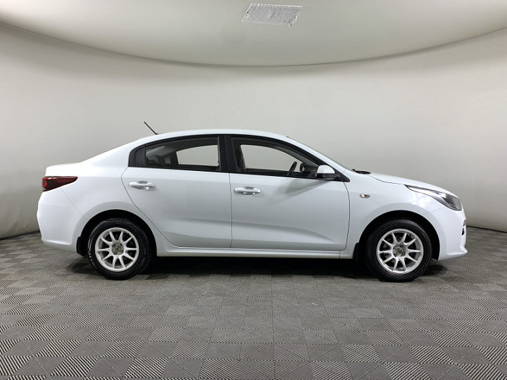KIA Rio 1.6, 2020 года, Автоматическая, БЕЛЫЙ