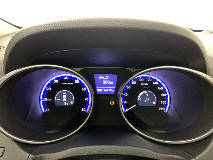 HYUNDAI ix35 2, 2010 года, Автоматическая, БЕЛЫЙ