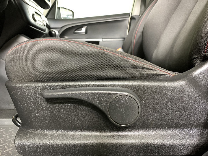 KIA Venga 1.6, 2014 года, Автоматическая, БЕЖЕВЫЙ