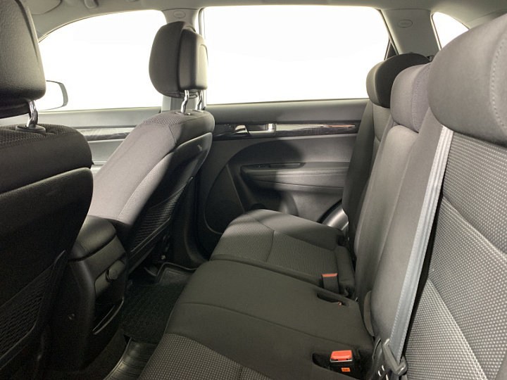 KIA Sorento 2.4, 2020 года, Автоматическая, Серебристый