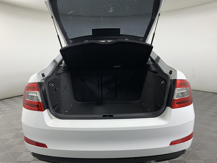 SKODA Octavia 1.4, 2016 года, Робот, БЕЛЫЙ