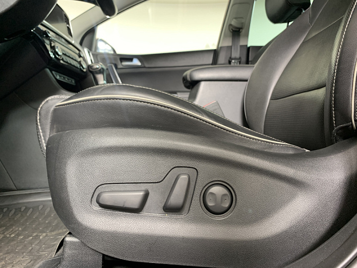 KIA Sportage 2.4, 2019 года, Автоматическая, КРАСНЫЙ