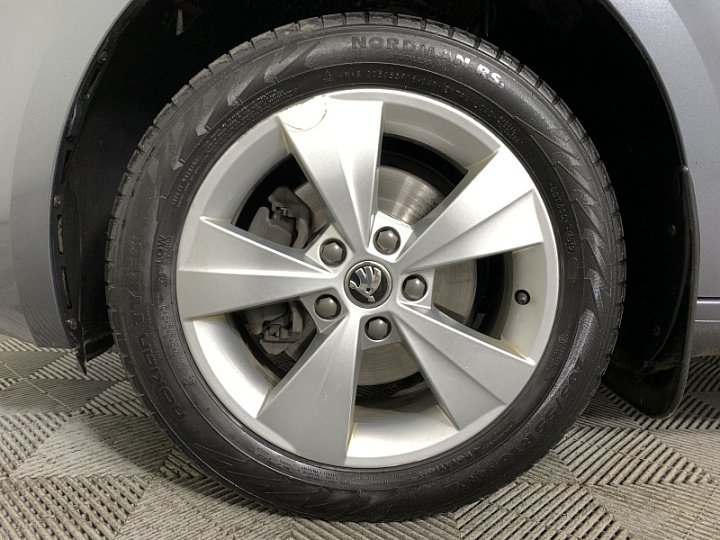 Skoda Octavia 1.6, 2019 года, Автоматическая, Серый
