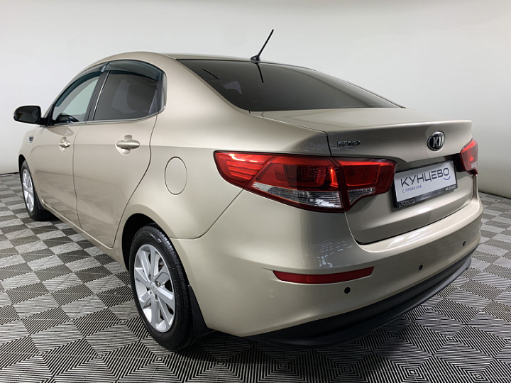 KIA Rio 1.6, 2015 года, Автоматическая, БЕЖЕВЫЙ