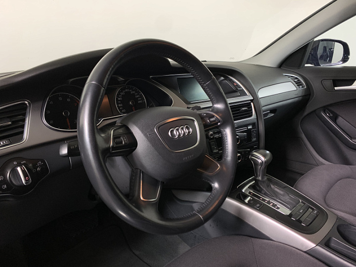 Audi A4 1.8, 2015 года, Вариатор, Черный