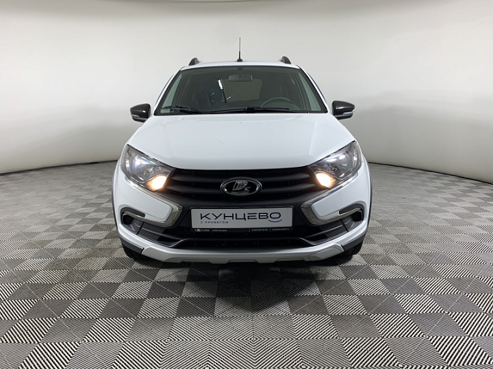 Lada Granta 1.6, 2023 года, Механика, БЕЛЫЙ