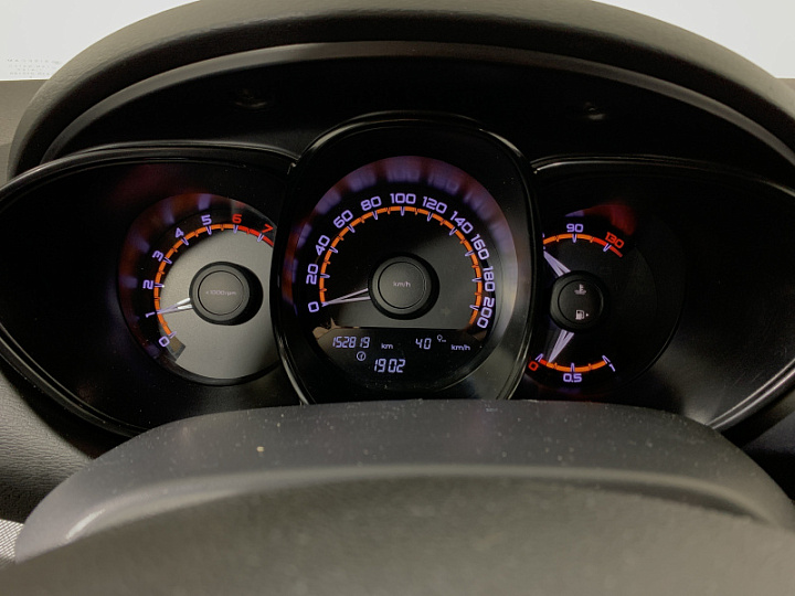 Lada Vesta 1.6, 2019 года, Механика, КОРИЧНЕВЫЙ