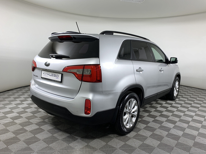 KIA Sorento 2.4, 2014 года, Автоматическая, Серебристый