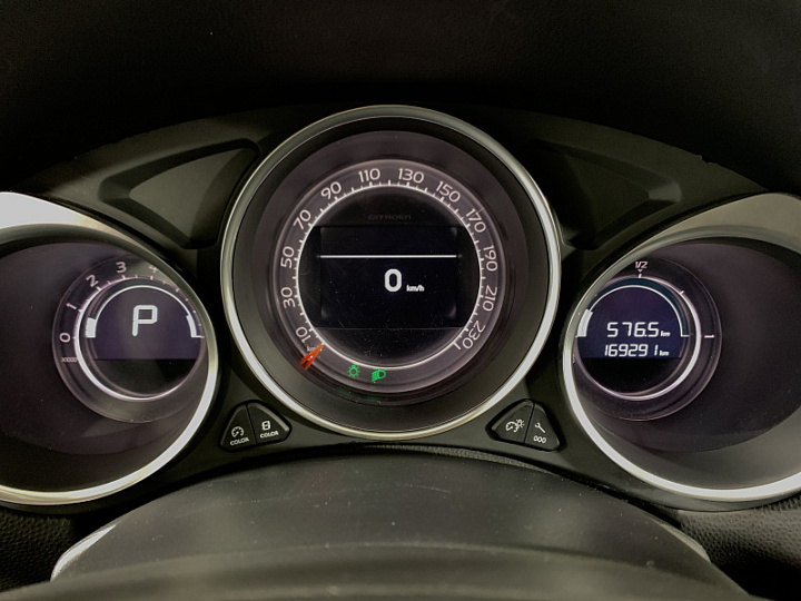 CITROEN DS4 1.6, 2013 года, Автоматическая, ЧЕРНЫЙ