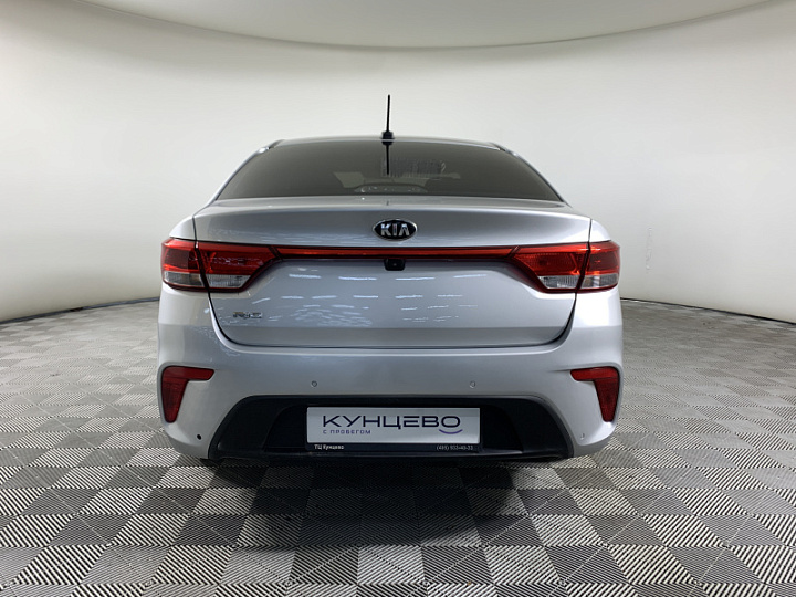 KIA Rio 1.6, 2018 года, Автоматическая, Серебристый