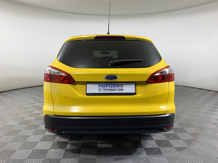 FORD Focus 1.6, 2015 года, Механика, ЖЕЛТЫЙ