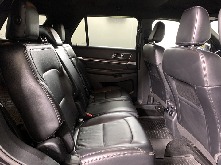Ford Explorer 3.5, 2019 года, Автоматическая, Черный