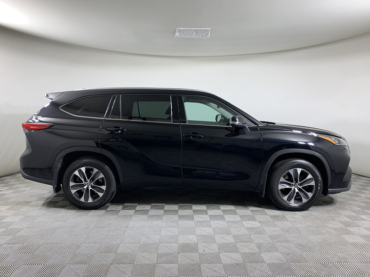 TOYOTA Highlander 3.5, 2021 года, Автоматическая, ЧЕРНЫЙ