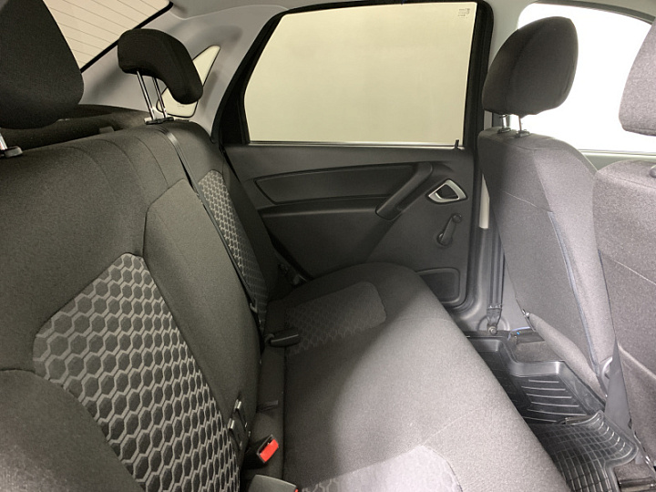 Lada Granta 1.6, 2023 года, Механика, ЧЕРНЫЙ