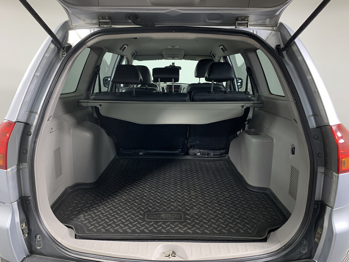 MITSUBISHI Pajero Sport 2.5, 2010 года, Автоматическая, Серебристый