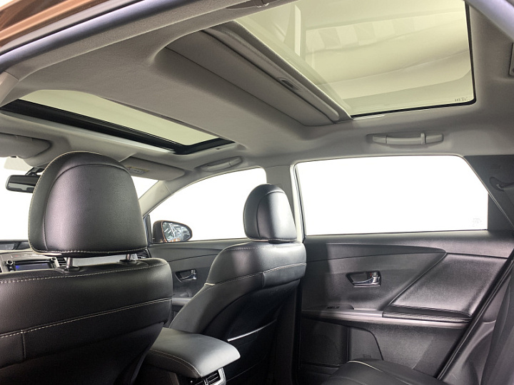 Toyota Venza 2.7, 2013 года, Автоматическая, Темно-Коричневый