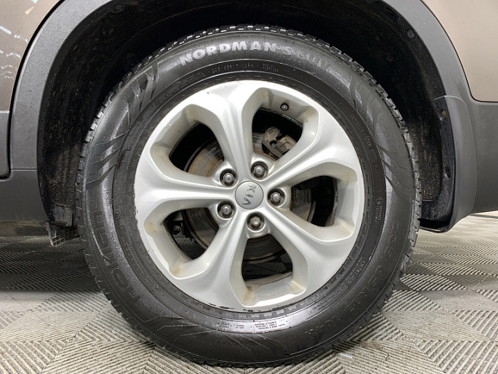 KIA Sorento 2.4, 2013 года, Автоматическая, БЕЖЕВЫЙ