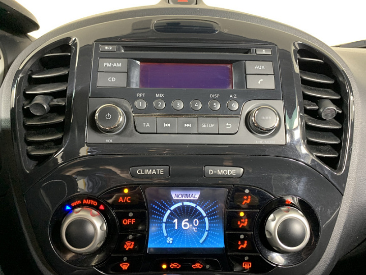 NISSAN Juke 1.6, 2012 года, Вариатор, КРАСНЫЙ