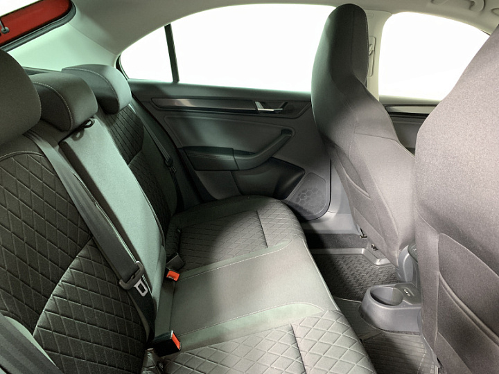 SKODA Rapid 1.6, 2020 года, Автоматическая, КРАСНЫЙ