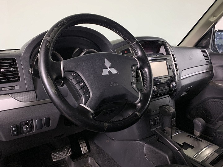 MITSUBISHI Pajero 3, 2014 года, Автоматическая, ЧЕРНЫЙ