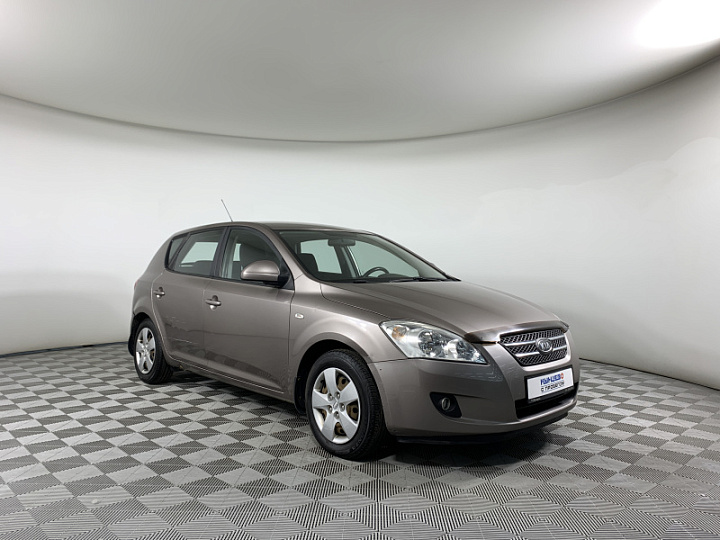 KIA Ceed 1.6, 2009 года, Механика, БЕЖЕВЫЙ