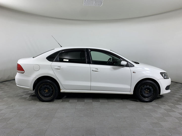 VOLKSWAGEN Polo 1.6, 2011 года, Механика, БЕЛЫЙ