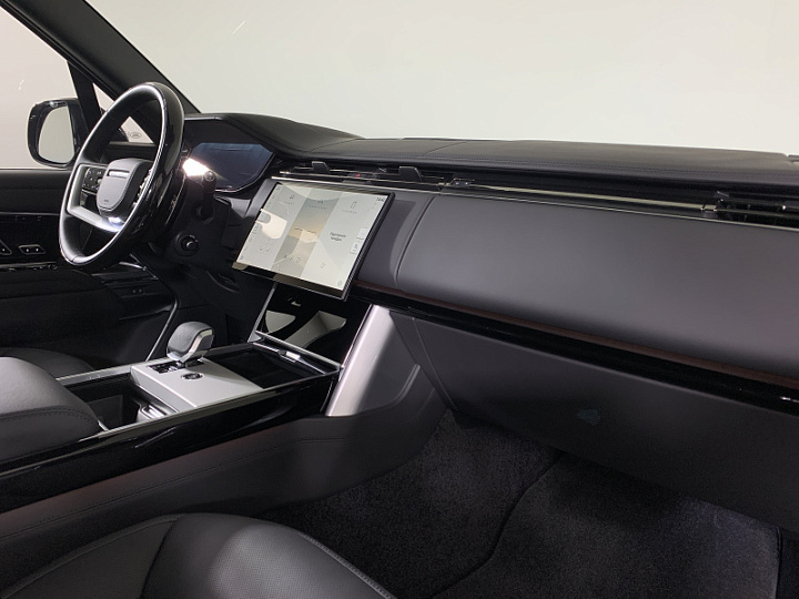 Land Rover Range Rover 4.4, 2024 года, Автоматическая, ЧЕРНЫЙ