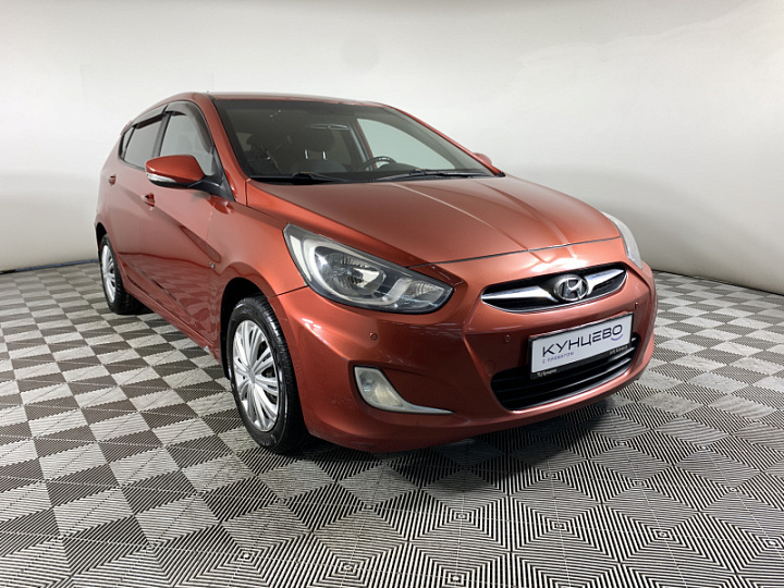 HYUNDAI Solaris 1.6, 2011 года, Автоматическая, КРАСНЫЙ