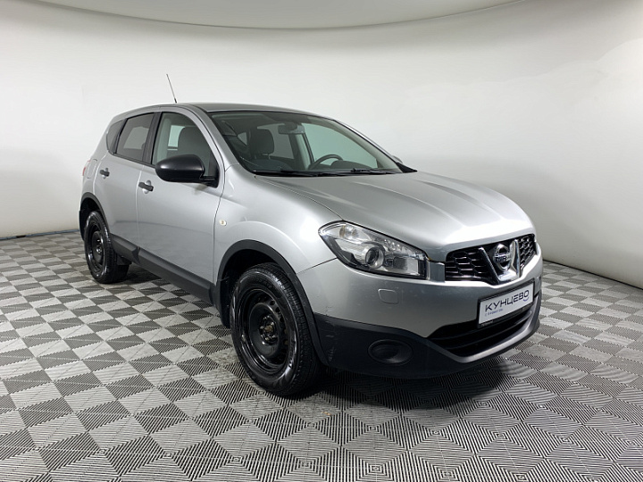 NISSAN Qashqai 1.6, 2013 года, Вариатор, Серебристый