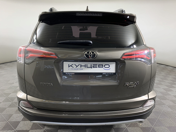 TOYOTA RAV4 2, 2016 года, Механика, Бронзовый