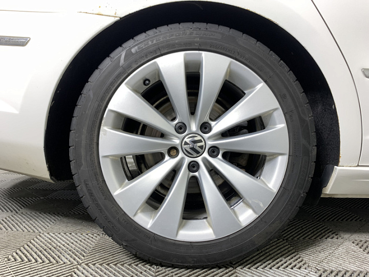 Volkswagen Passat CC 1.8, 2011 года, Робот, Белый