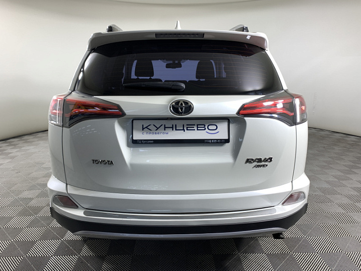 TOYOTA RAV4 2.2, 2018 года, Автоматическая, БЕЛЫЙ
