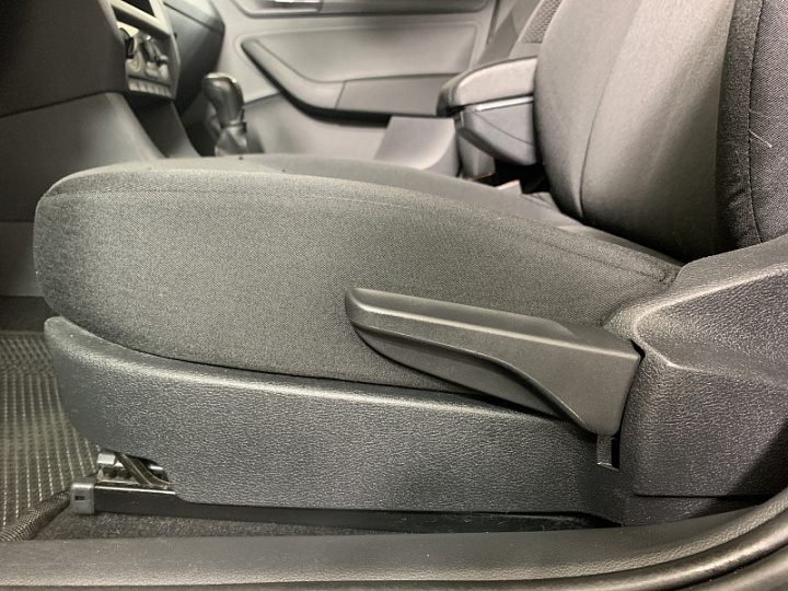 SKODA Rapid 1.6, 2018 года, Механика, ЧЕРНЫЙ