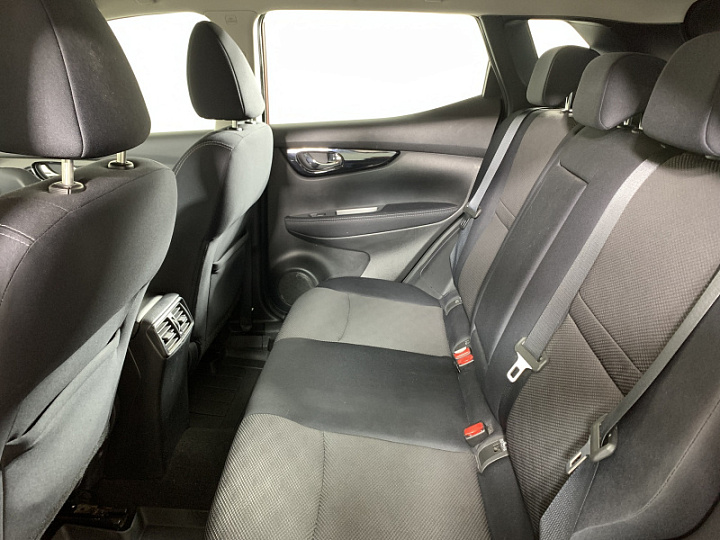 Nissan Qashqai 2, 2014 года, Вариатор, Красный