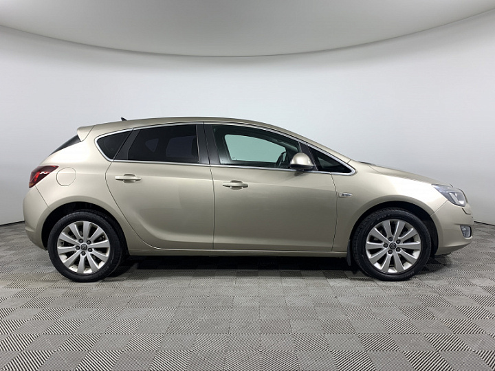 OPEL Astra 1.6, 2011 года, Автоматическая, БЕЖЕВЫЙ