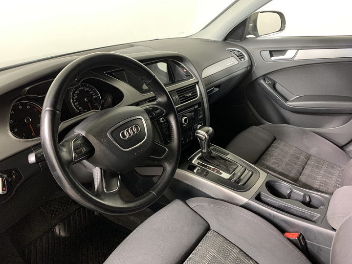 Audi A4 2, 2013 года, Робот, Темно-Коричневый