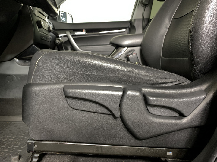KIA Sorento 2.4, 2015 года, Автоматическая, Зеленый