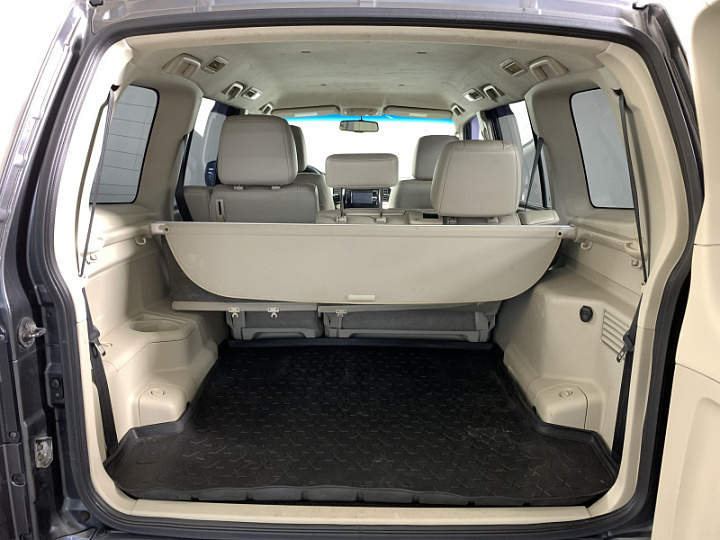 Mitsubishi Pajero 3.8, 2017 года, Автоматическая, Серый