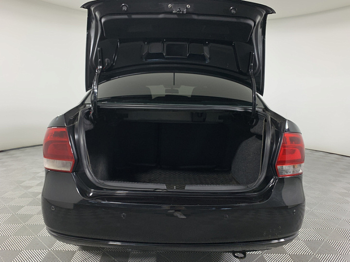 VOLKSWAGEN Polo 1.6, 2013 года, Автоматическая, ЧЕРНЫЙ