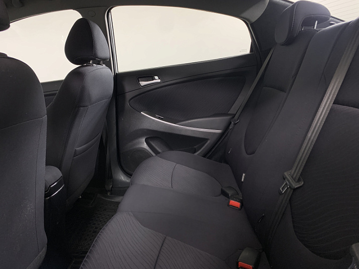 HYUNDAI Solaris 1.6, 2015 года, Механика, БЕЛЫЙ