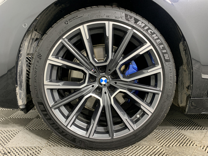 BMW 7 серии 3, 2020 года, автоматическая, черный