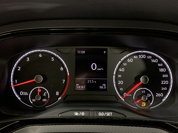 VOLKSWAGEN Polo 1.6, 2020 года, Автоматическая, СЕРЫЙ