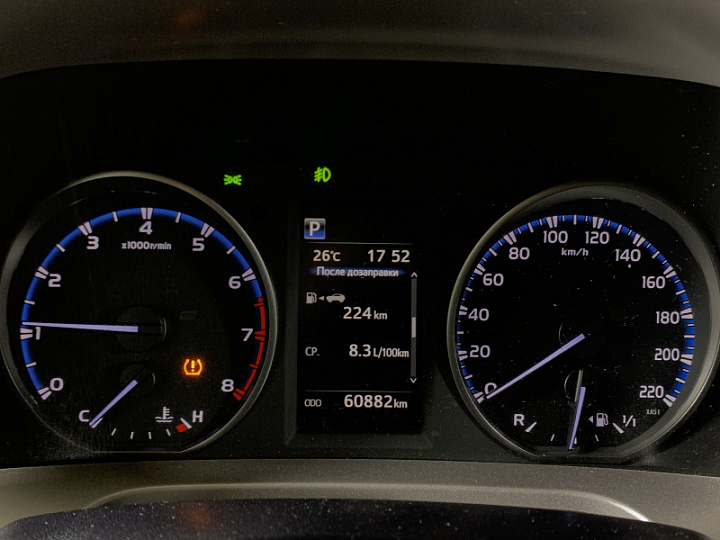 Toyota RAV4 2, 2018 года, Вариатор, Серо-коричневый