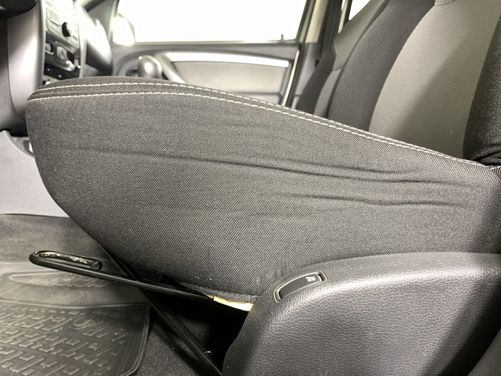 RENAULT Duster 1.6, 2013 года, Механика, БЕЖЕВЫЙ