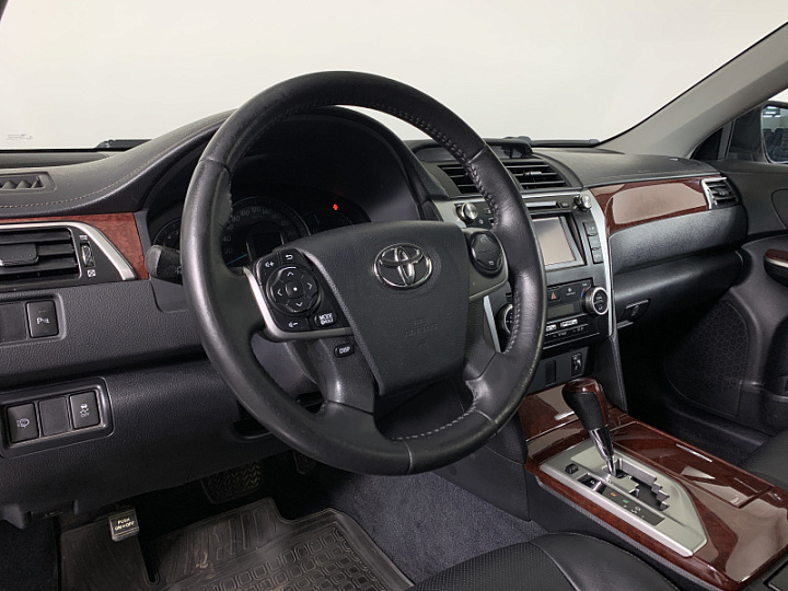 TOYOTA Camry 2.5, 2014 года, Автоматическая, БЕЛЫЙ