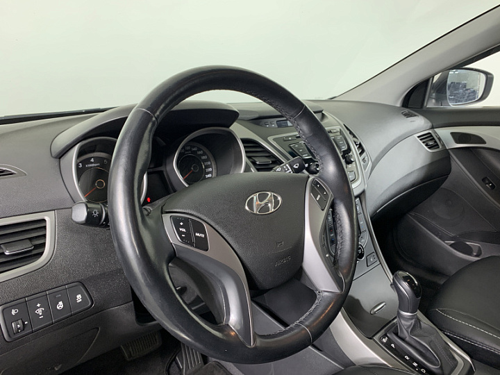 HYUNDAI Elantra 1.6, 2015 года, Автоматическая, БЕЛЫЙ