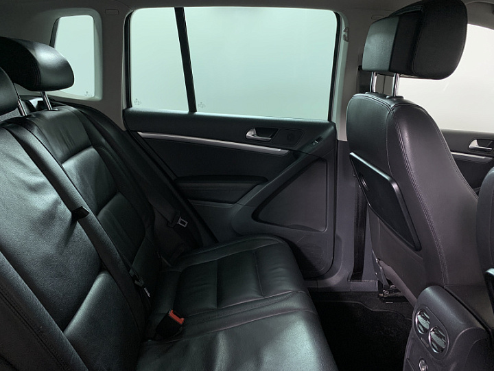 VOLKSWAGEN Tiguan 2, 2012 года, Автоматическая, БЕЛЫЙ