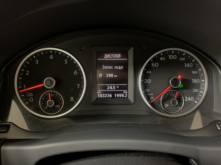 Volkswagen Tiguan 2, 2012 года, Автоматическая, Серебристый