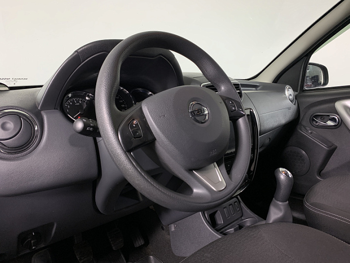 NISSAN Terrano 1.6, 2020 года, Механика, ЧЕРНЫЙ