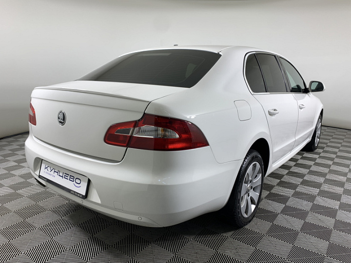 SKODA Superb 1.8, 2012 года, Автоматическая, БЕЛЫЙ